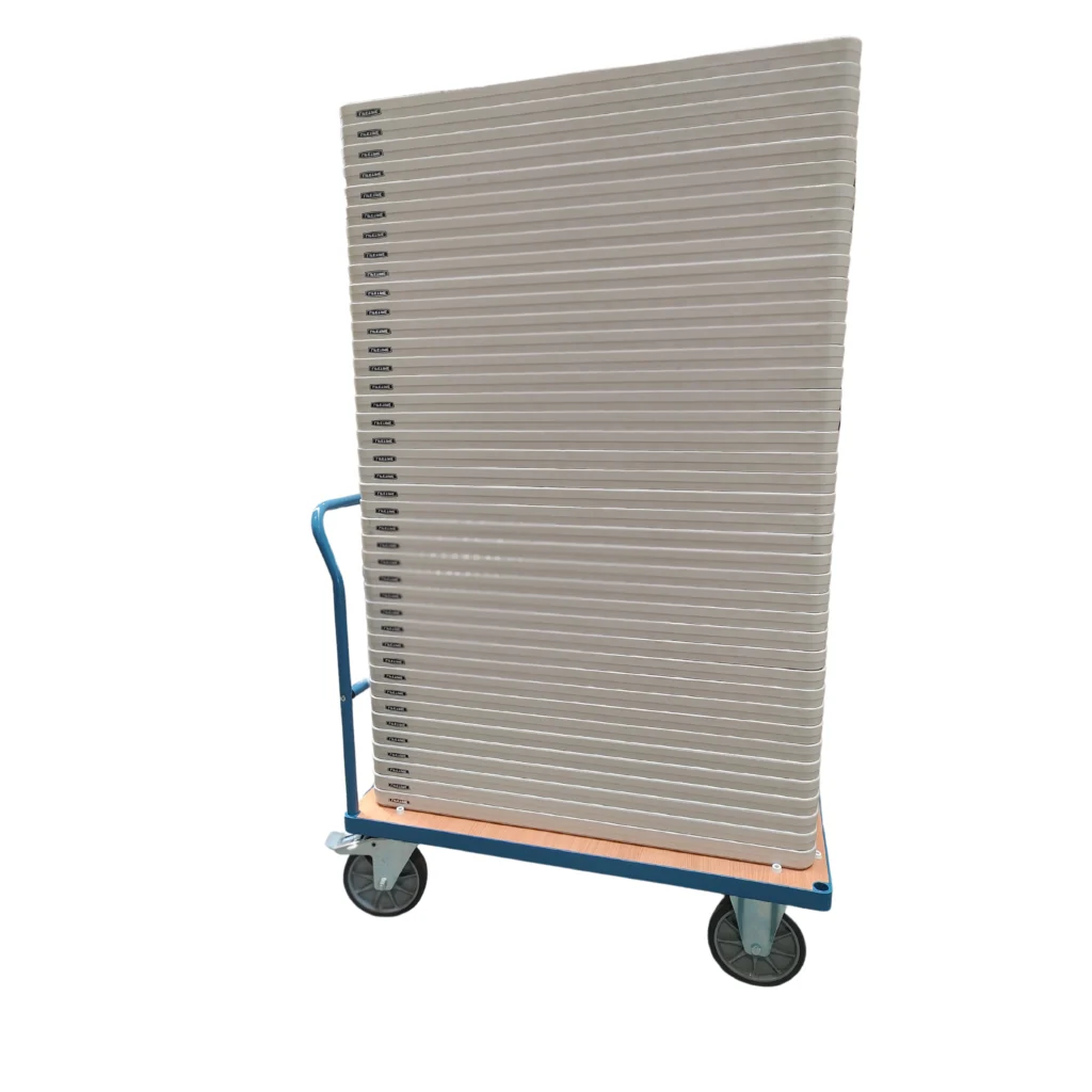 Streamline bordvogn med 40 eksamensborde